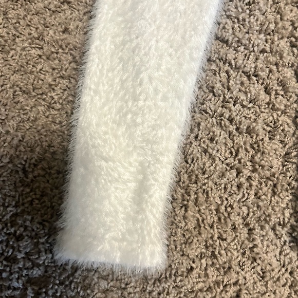 Woman’s size small white cozy plush sweater - Picture 7 of 10